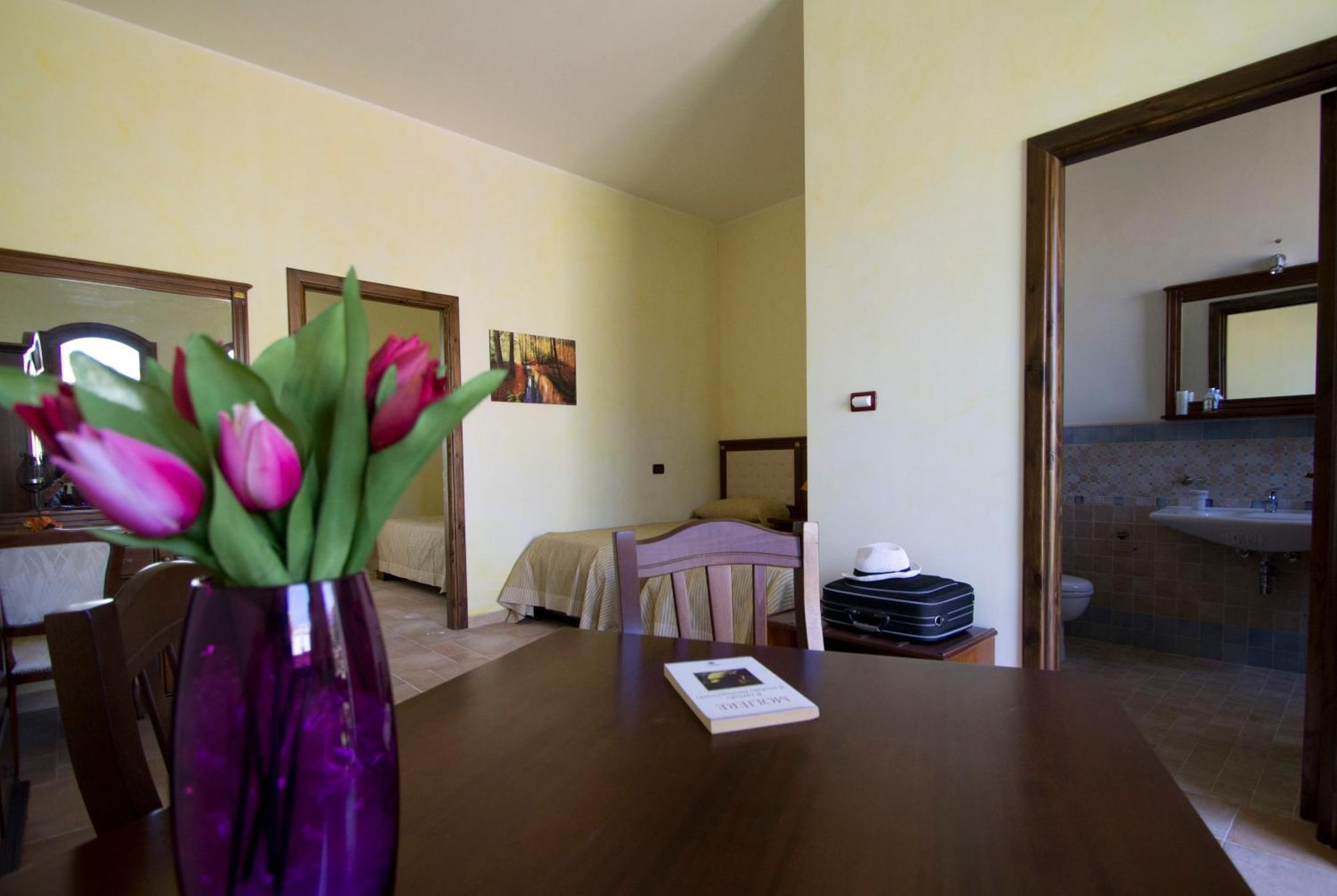 La Restuccia - Masseria Urban Lequile Luaran gambar